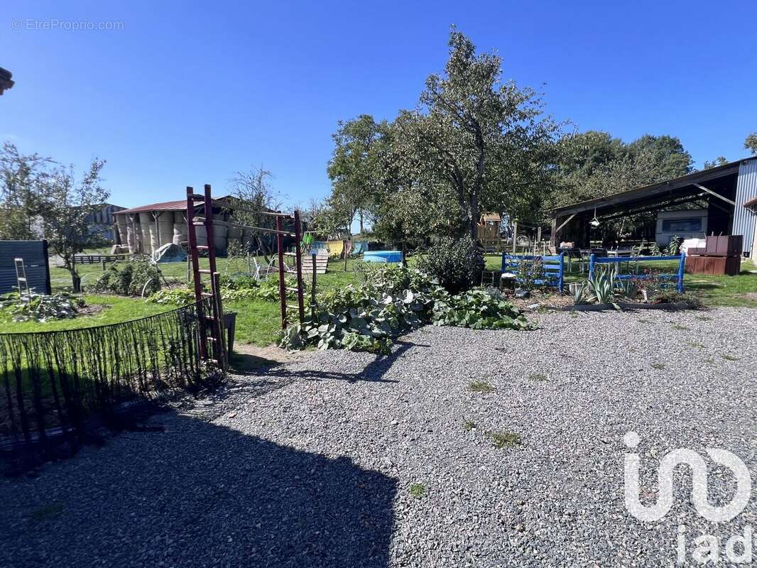 Photo 2 - Maison à NEUVY-BOUIN