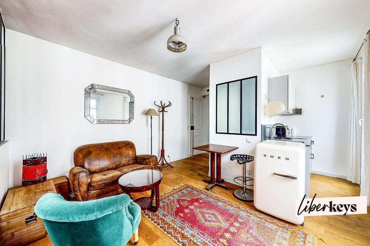 Appartement à PARIS-18E
