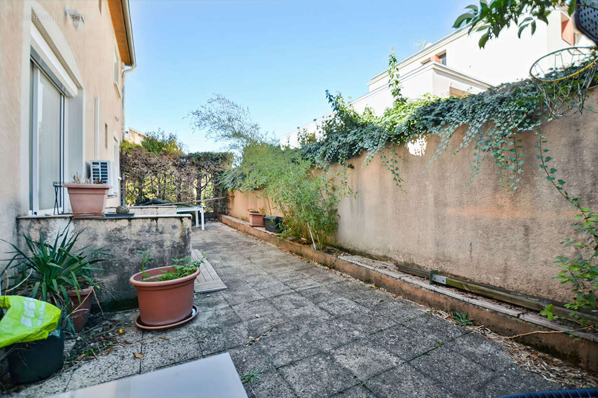 Maison à VILLEURBANNE