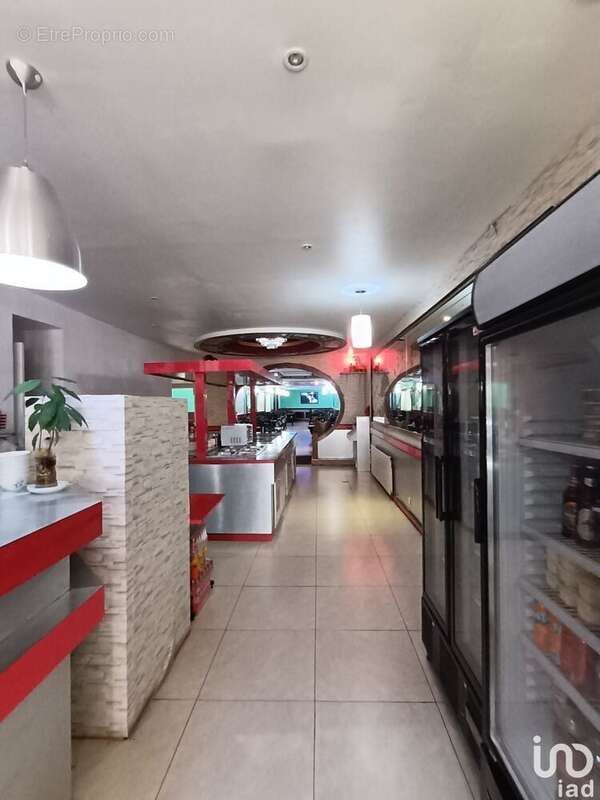 Photo 5 - Commerce à LES PAVILLONS-SOUS-BOIS