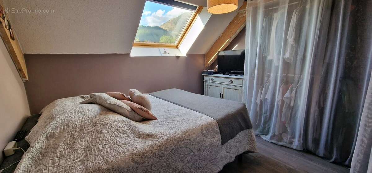 Appartement à CHAUFFAYER