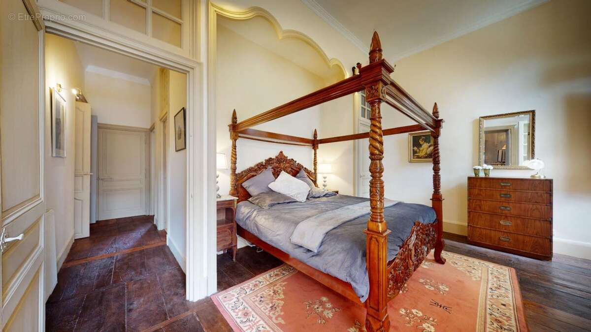 Appartement Périgueux 143 m2 dans hôtel particulier - photo 12