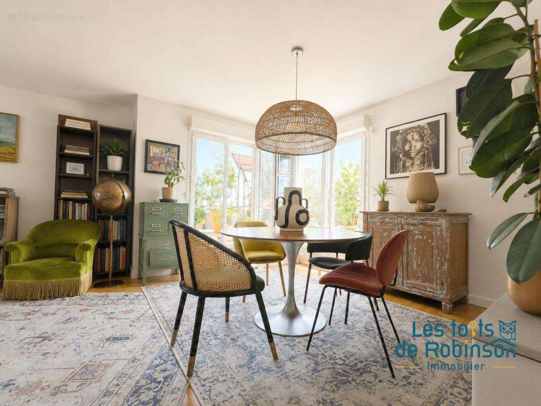 Appartement à LE PLESSIS-ROBINSON