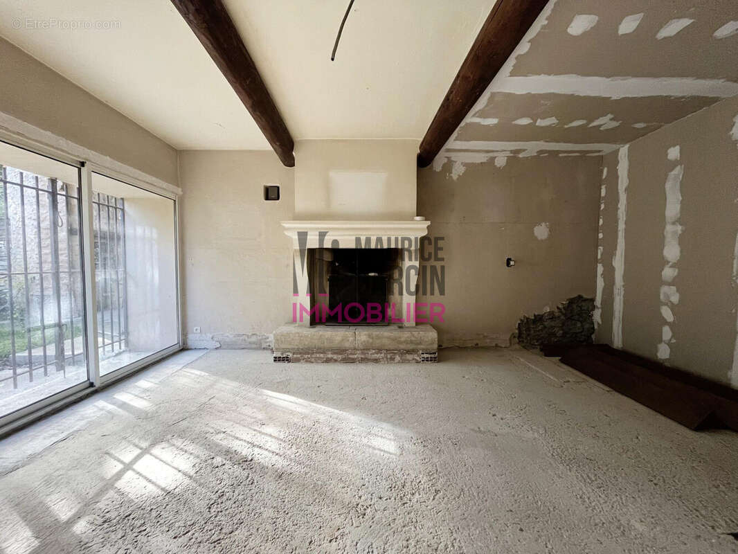 Maison à CABRIERES-D&#039;AVIGNON