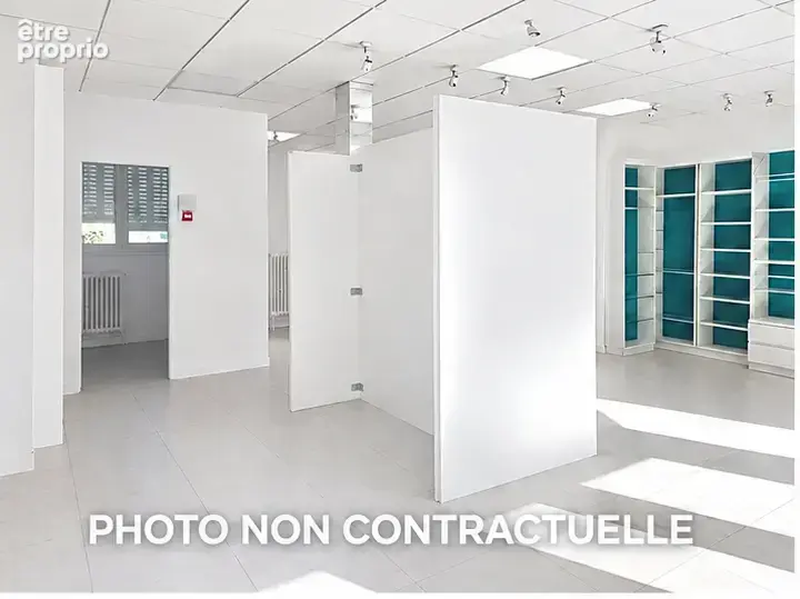 Local commercial 77 m2   Belle visibilité   Axe passant - photo 5