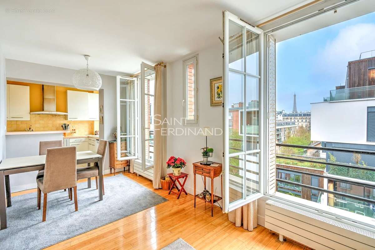 Appartement à PARIS-15E