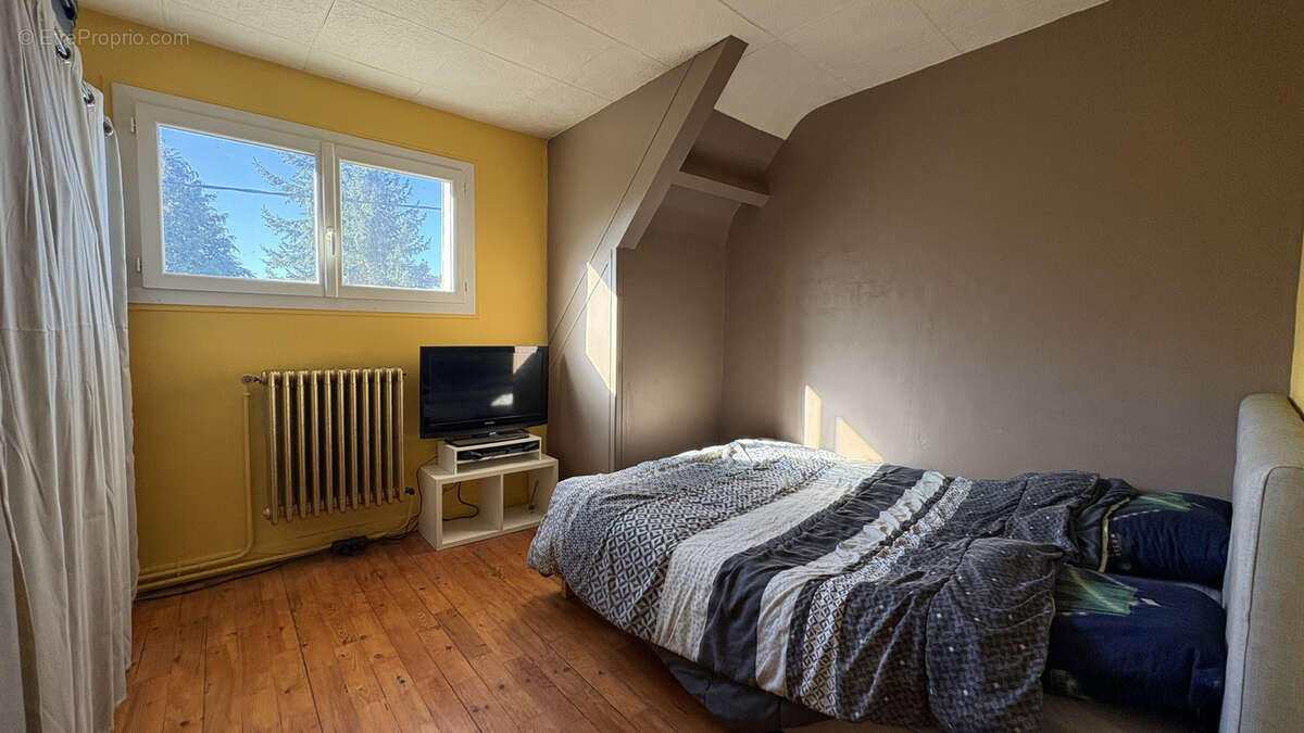 Maison à SAINT-VAAST-LES-MELLO