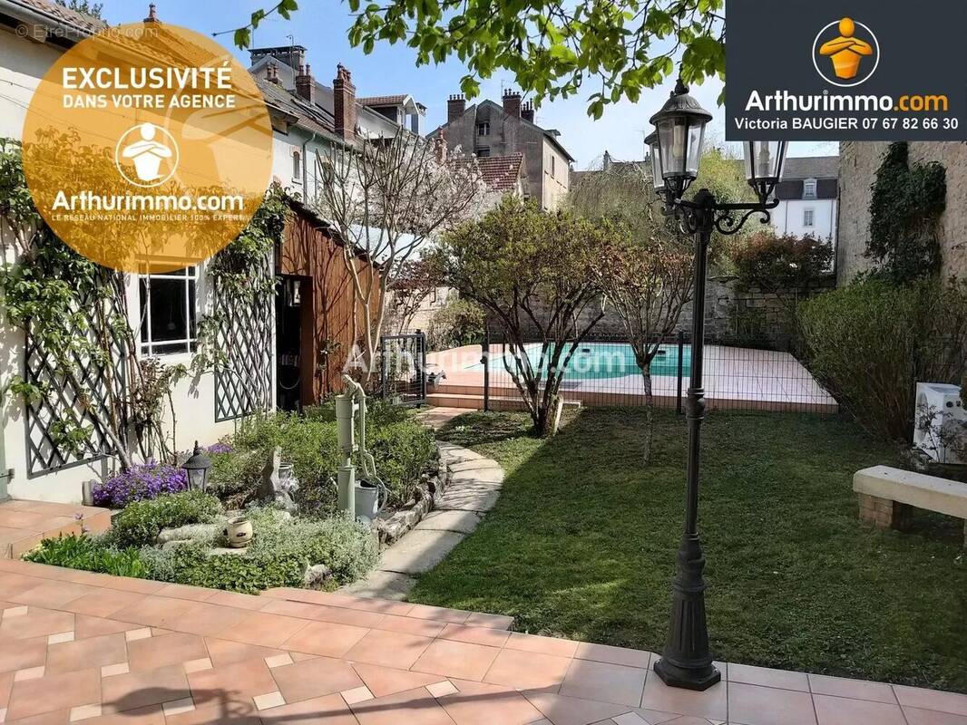 Maison à LONS-LE-SAUNIER