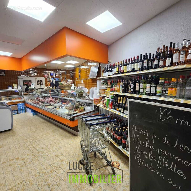 Fonds de commerce à vendre 187 m2 1 - Commerce à CLERMONT