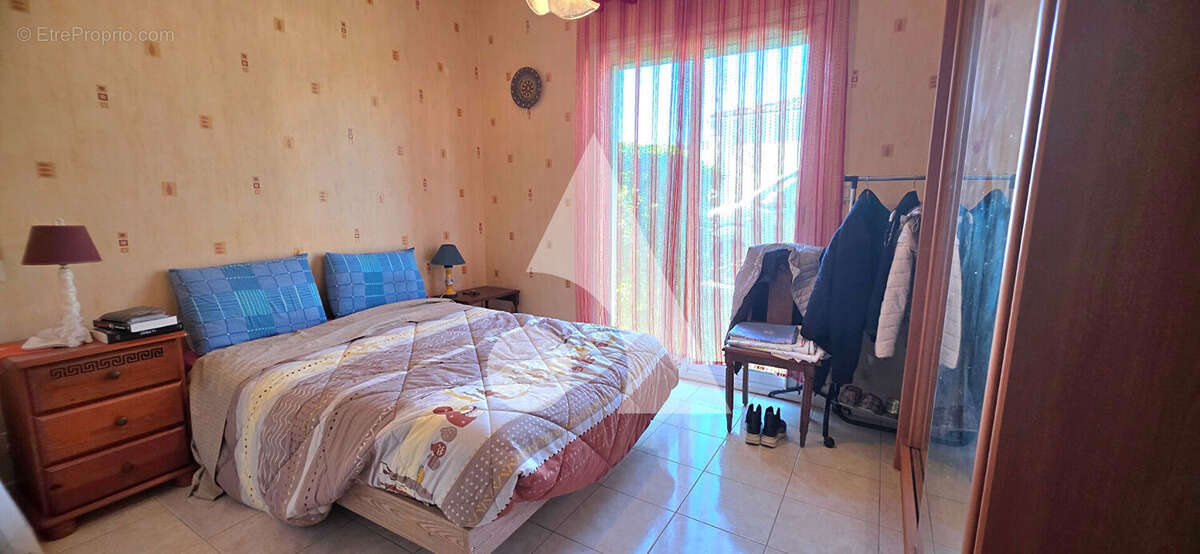 Maison à CHAILLEVETTE