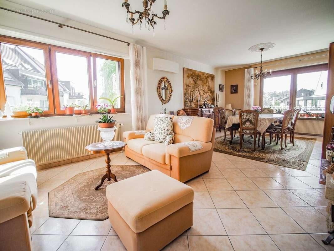 Maison à HANGENBIETEN