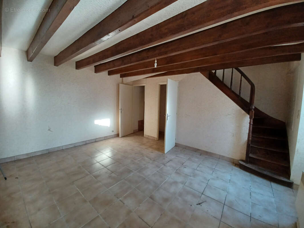 Maison à NUEIL-LES-AUBIERS