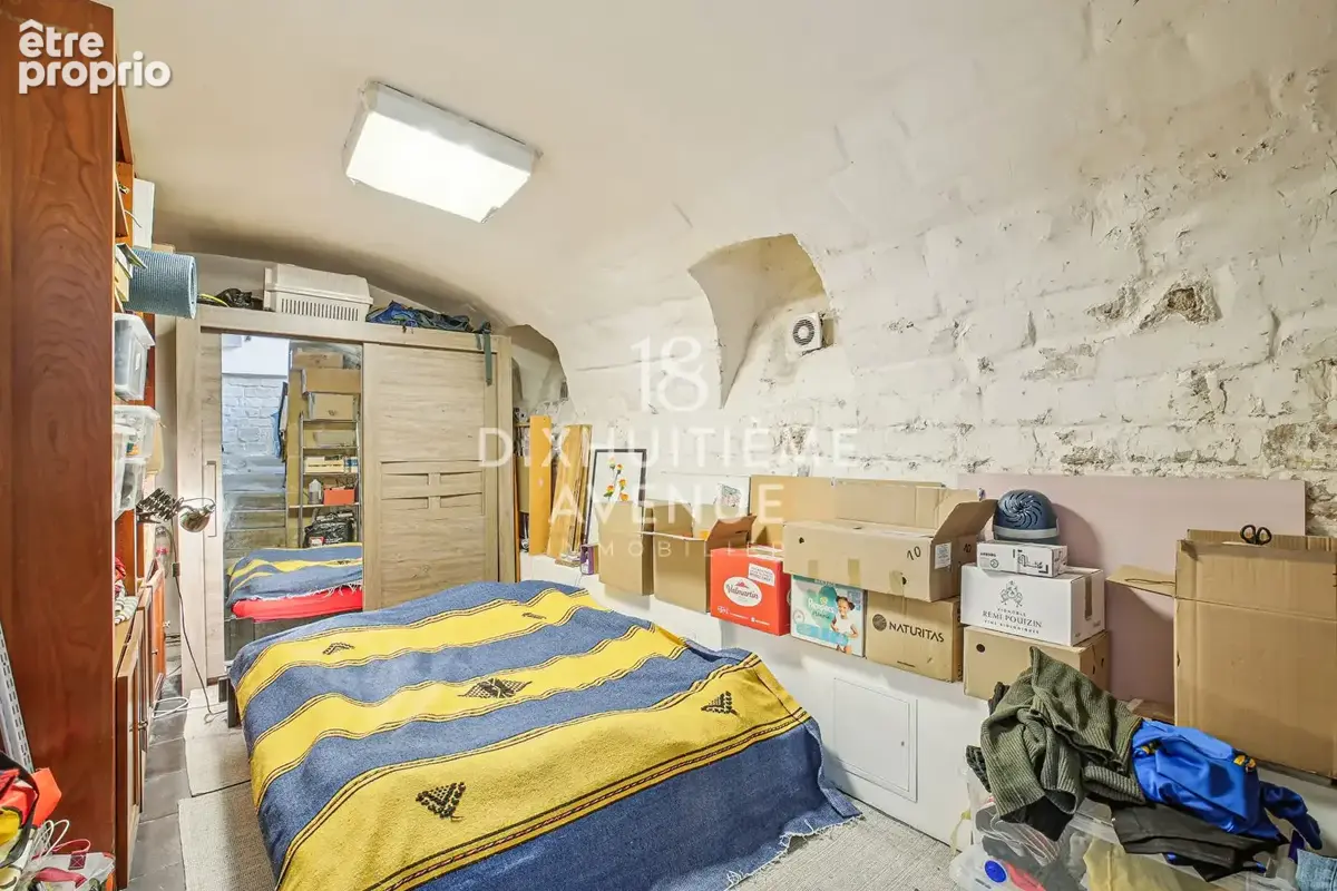 Angle Clignancourt / Poulet - Duplex 89m² Carrez, 111 m² au sol - photo 8