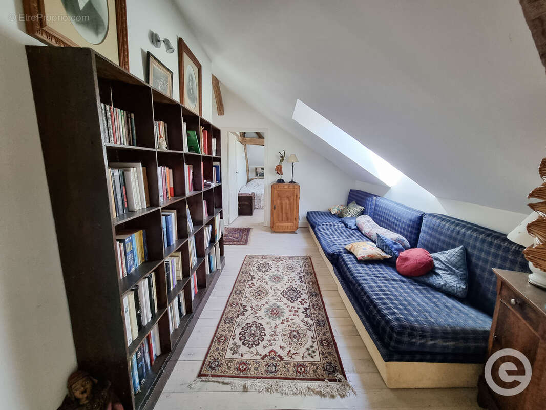 Maison à ANNAY-LA-COTE