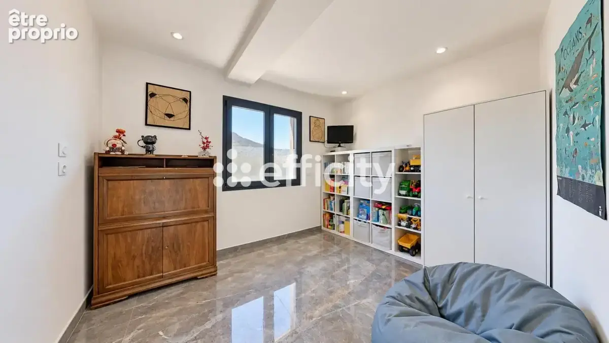 Maison 6 pièces 140 m² à vendre à Marnaz (74460) - photo 5