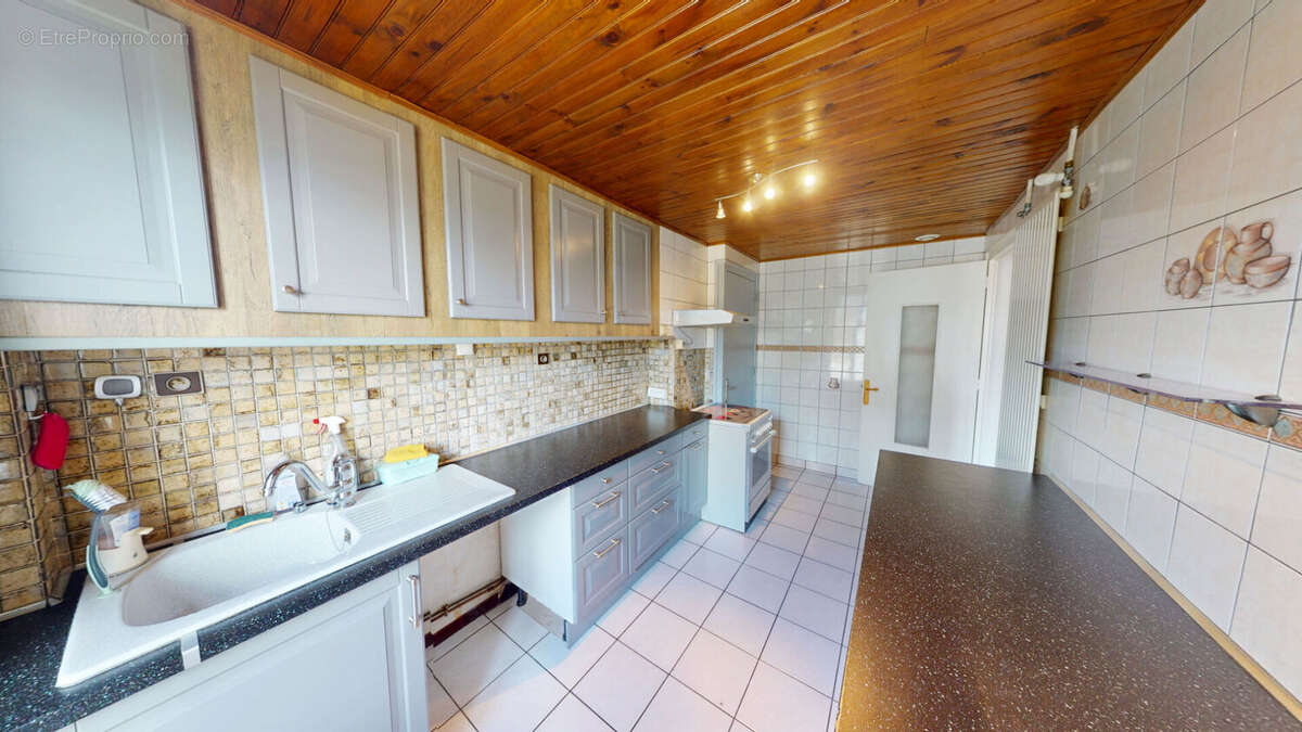 Appartement à DOMENE