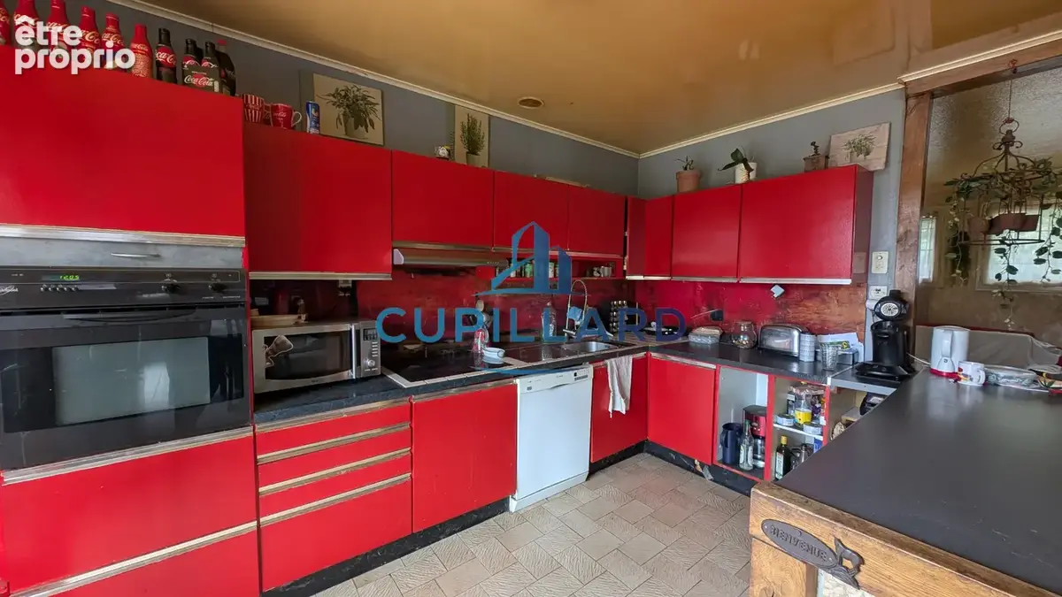 Villa semi-enterrée avec joli terrain arboré - photo 9