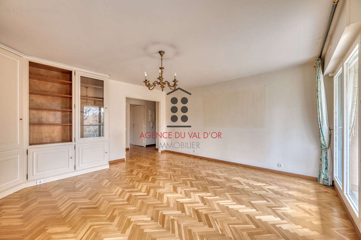 Appartement à SAINT-CLOUD