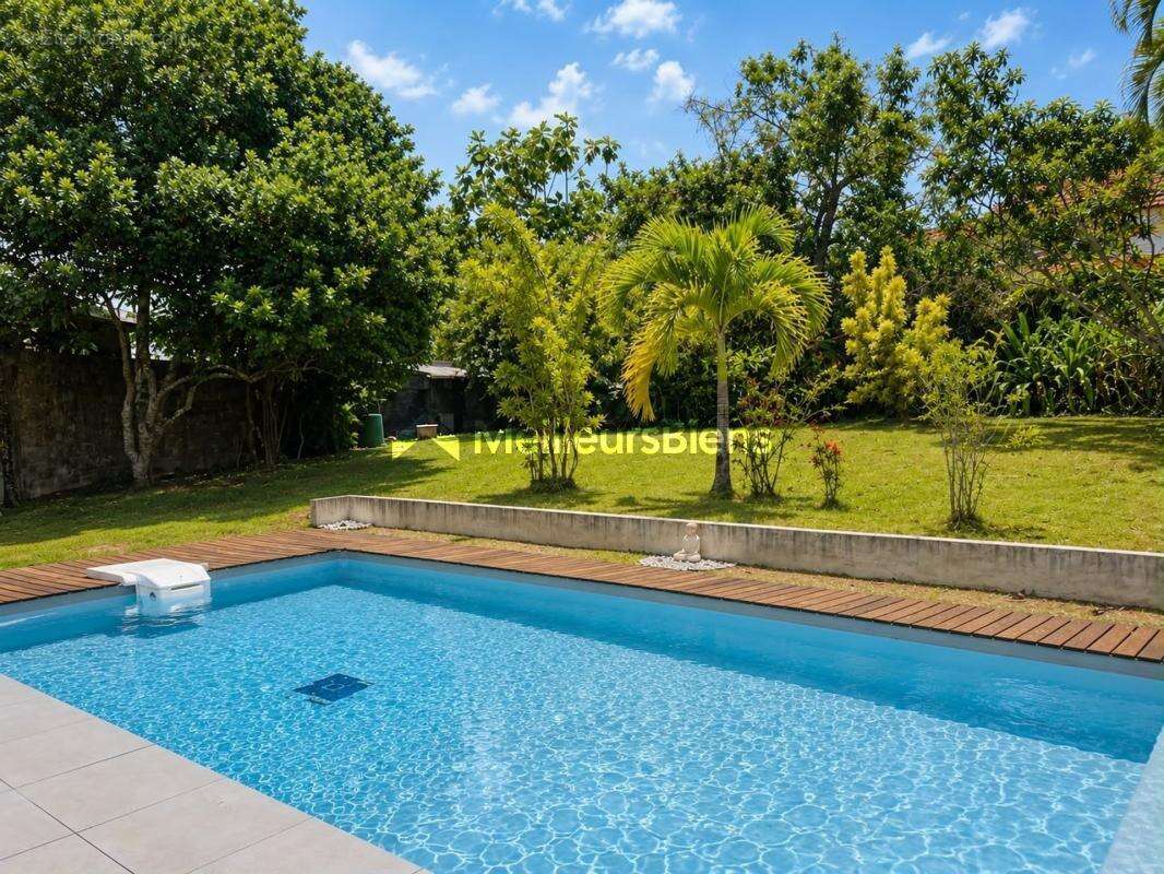 Maison De type T5 avec bungalow T3 et piscine dans environnement de qualité - photo 11