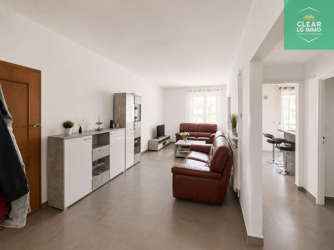 Appartement F3 avec jardin et garage double - photo 10