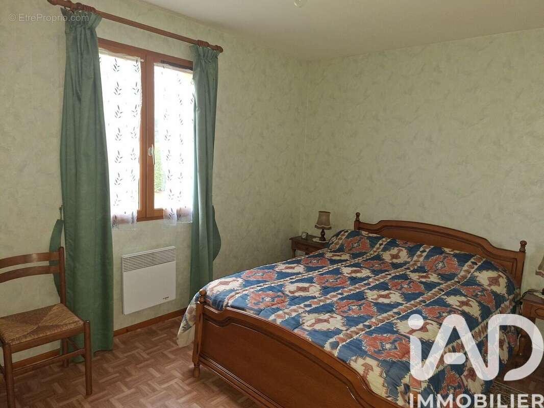 Photo 4 - Maison à SAINT-USAGE