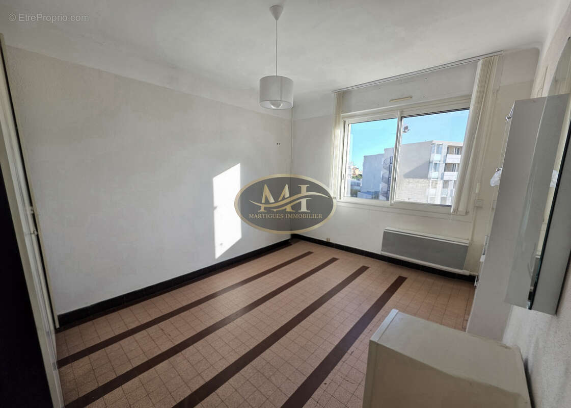 Appartement à PORT-DE-BOUC