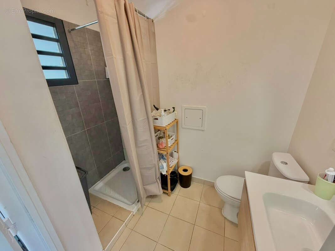 Studio 24 m² à vendre - saint-denis, quartier universitaire du moufia - photo 3