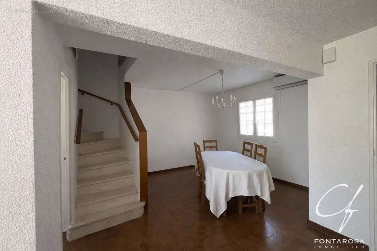 Maison à FREJUS