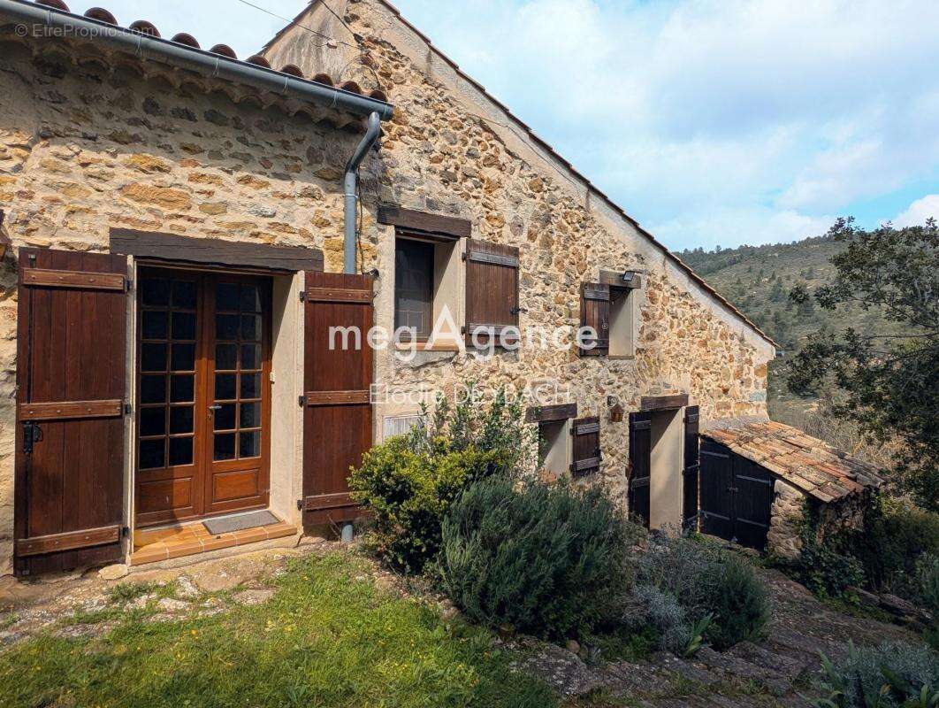 Maison à SAINT-MARTIN-DES-PUITS