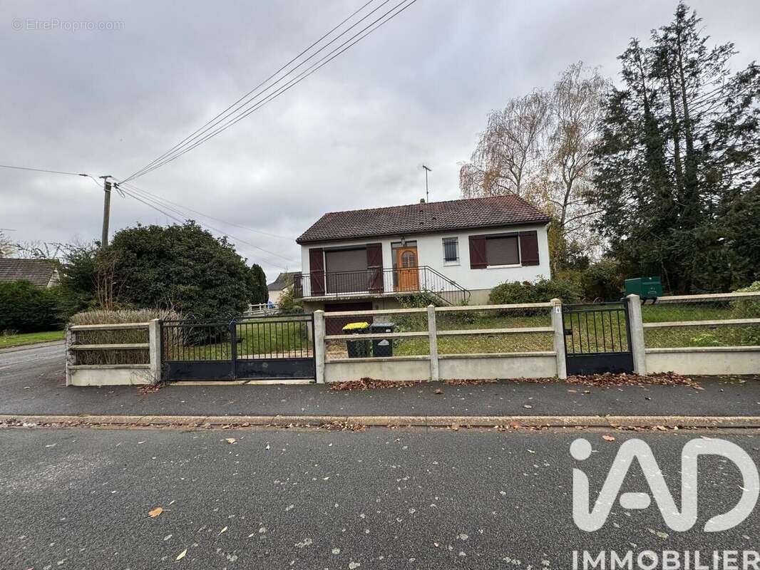 Photo 2 - Maison à ARROU