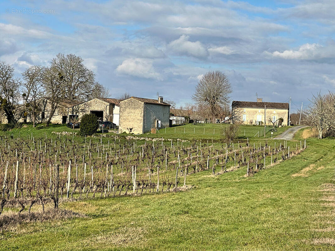 Maison à GENSAC