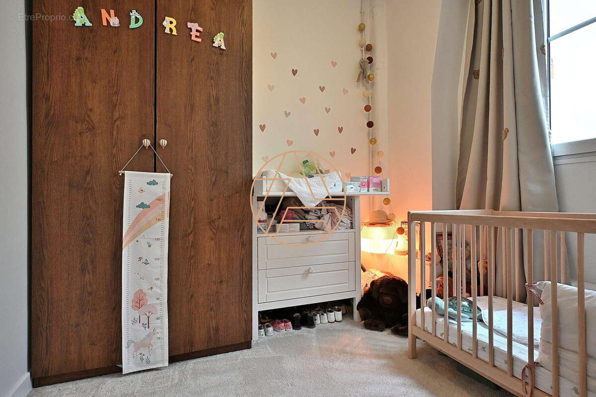 Appartement à PARIS-12E