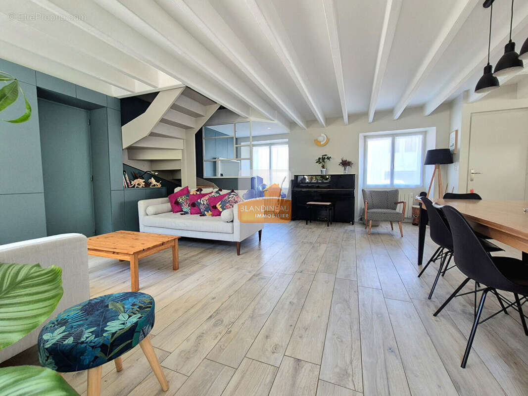 Maison à BOUGUENAIS