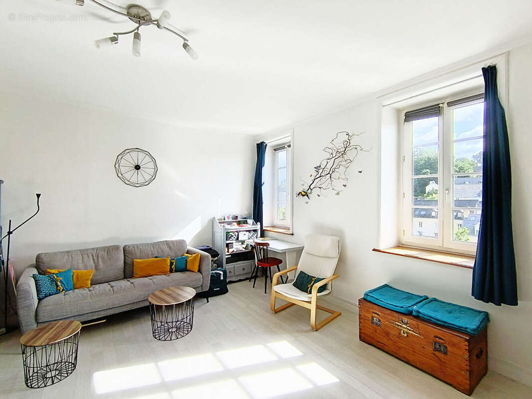 Appartement à QUIMPERLE