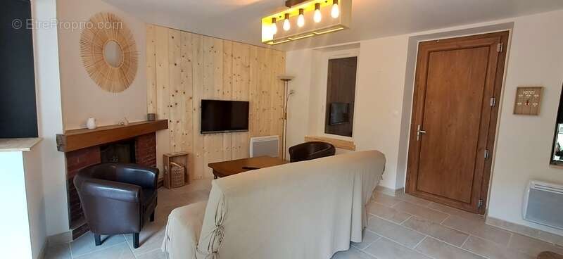 Maison à SARRANCOLIN