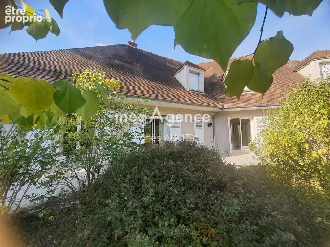 A découvrir : Un très beau pavillon dans un environnement calme et recherché! - photo 2
