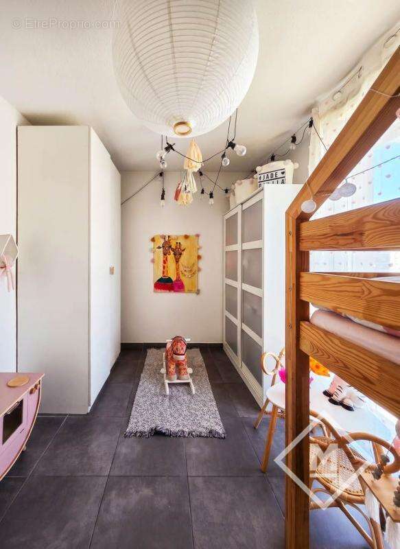 Appartement à MARSEILLE-13E