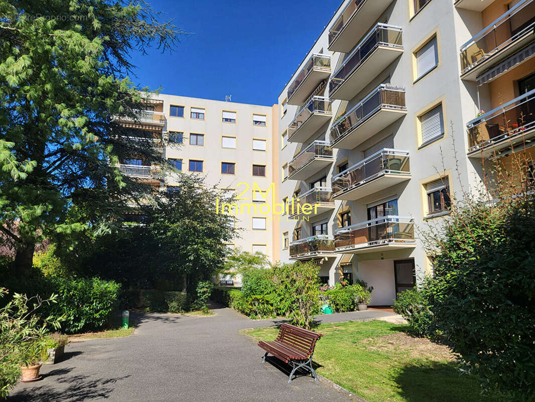 Appartement à MELUN