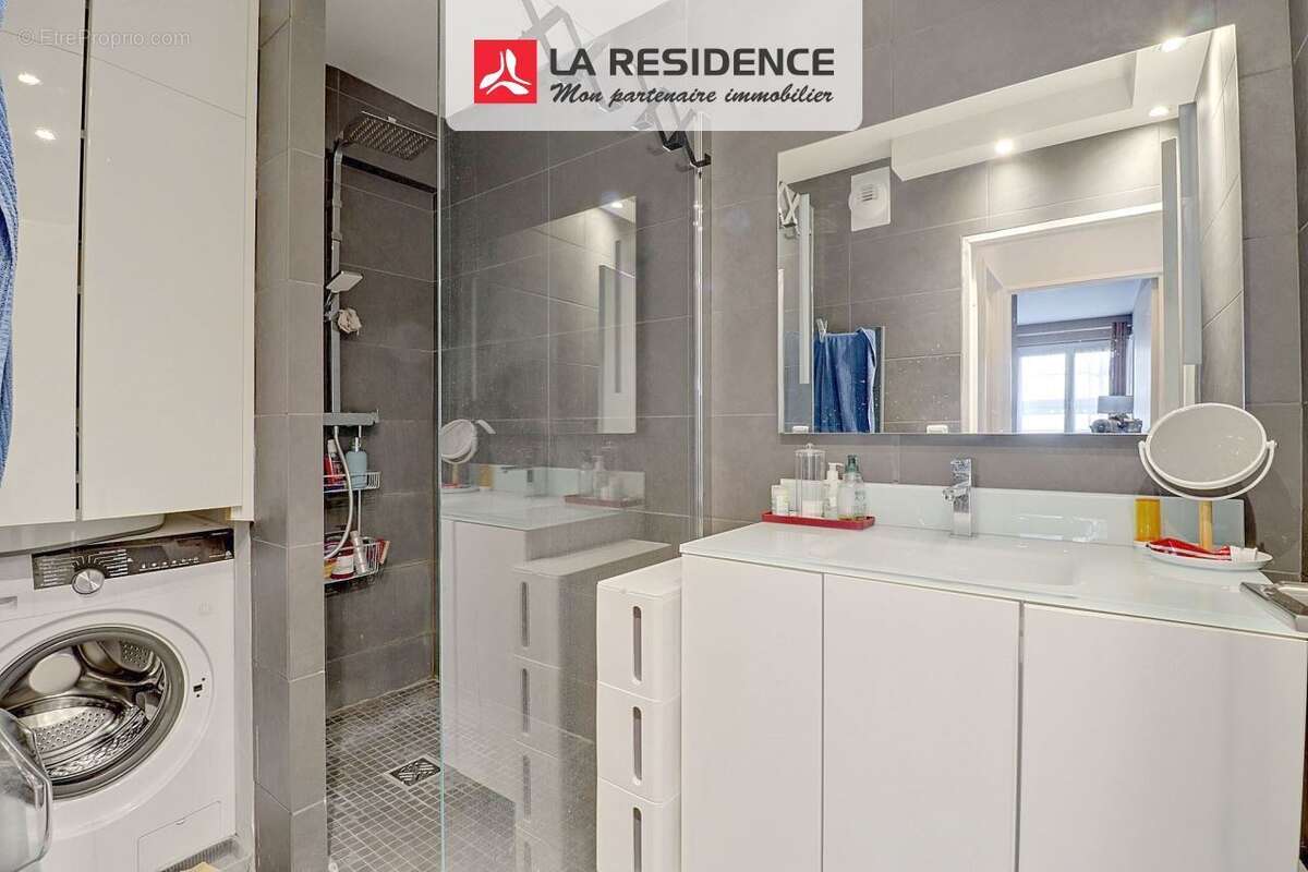 Appartement à PARIS-12E