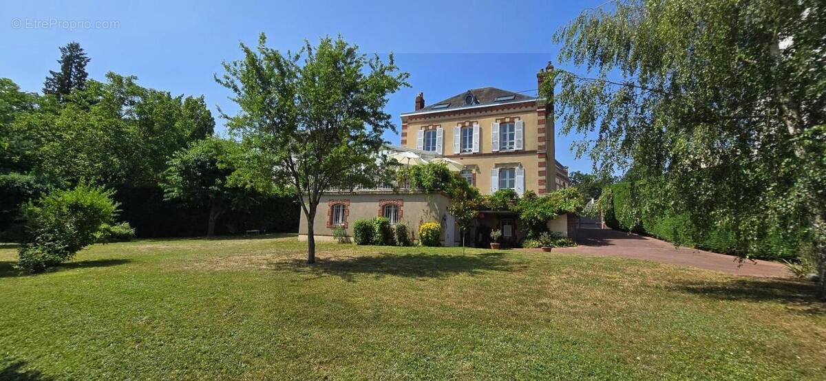 Maison à CHARTRES
