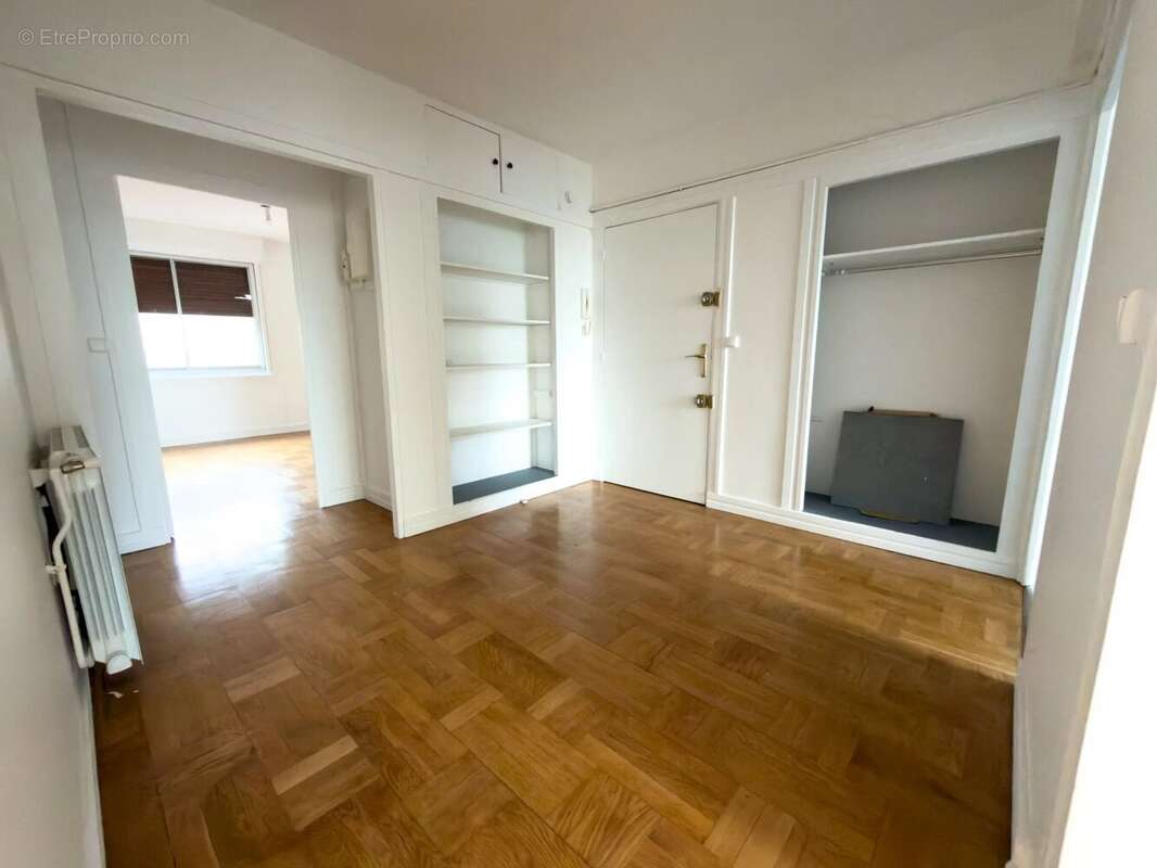 Appartement à LE RAINCY