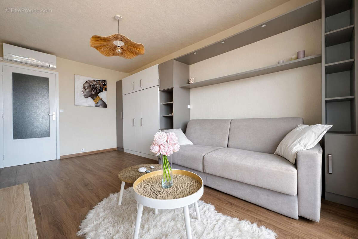 Appartement à ROQUEBRUNE-CAP-MARTIN