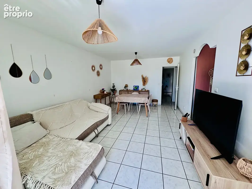 Saint Denis - Appartement T3 avec jardin. - photo 4