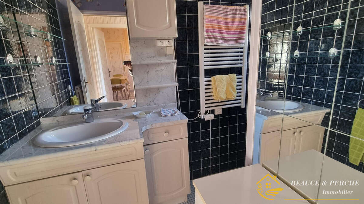 Maison 102 m² à Brou  - photo 7