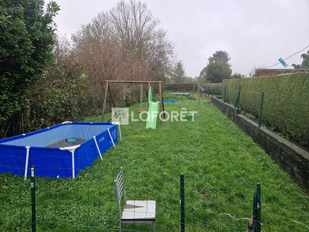 Maison à BEAUREVOIR