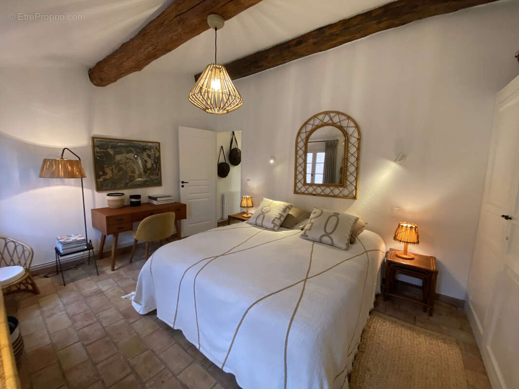 Maison à LA GARDE-FREINET