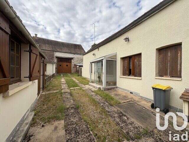 Photo 2 - Maison à MICHERY