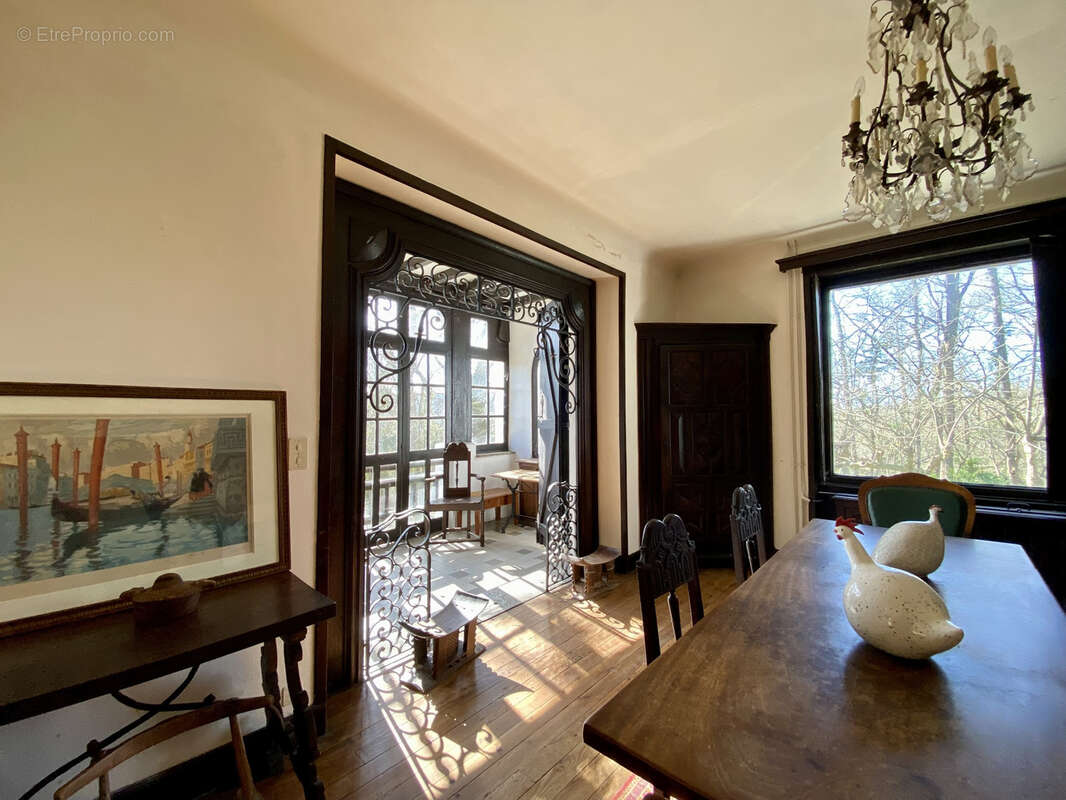 Maison à URT