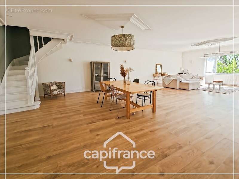 Maison à CASTELCULIER