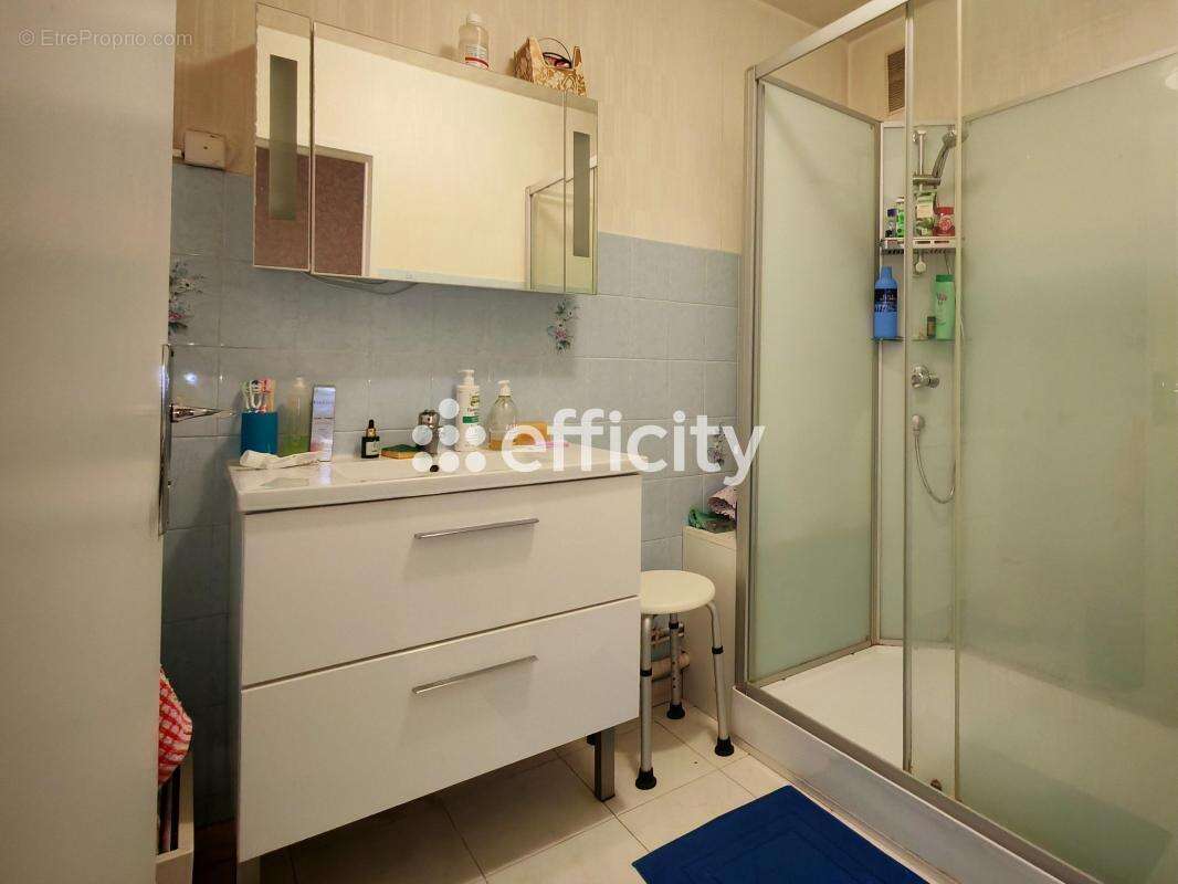 Appartement à SALON-DE-PROVENCE